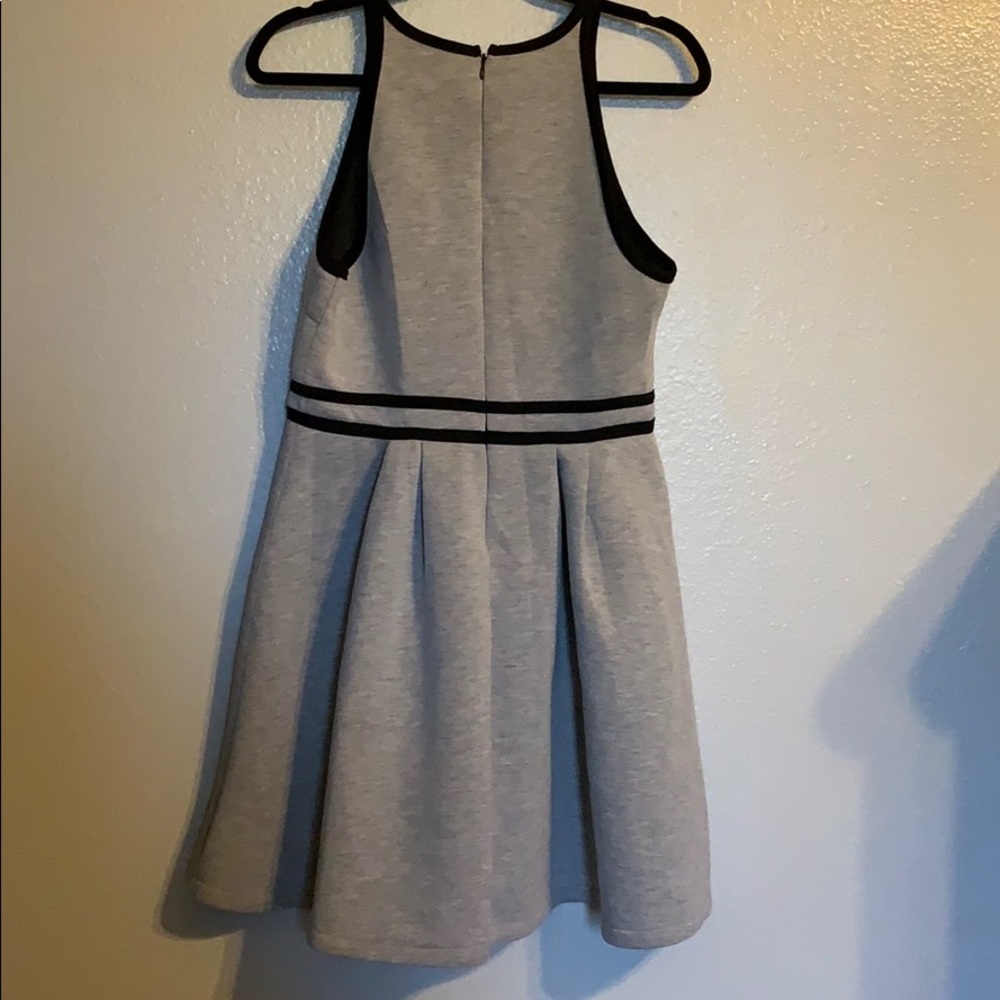 Grey flare Mossimo dress with black trim - Picture 3 of 3